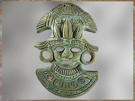 D’après le dieu du Maïs, masque, argile peinte, mythologie maya et aztèque, artisanat, Mexique. (Marsailly/Blogostelle)