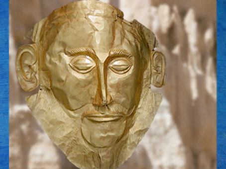 D'après le masque dit d'Agamemnon, en or massif, Mycènes, XVIe siècle avjc. (Marsailly/Blogostelle)