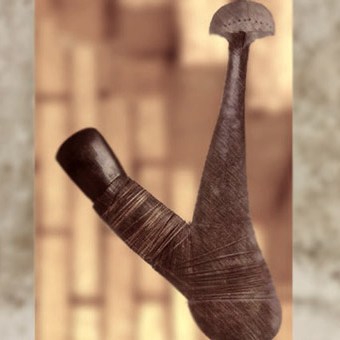 D'après une hache rituelle, art Océanien. (Marsailly/Blogostelle)