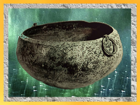 D'après un chaudron du VIe siècle avjc, Neuchâtel, premier Âge du Fer, période de Hallstatt, Suisse. (Marsailly/Blogostelle)