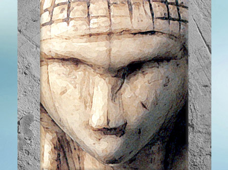 D’après la Dame de Brassempouy, dite à la Capuche, vers 22 000 avjc, Landes, France, paléolithique supérieur. (Marsailly/Blogostelle)