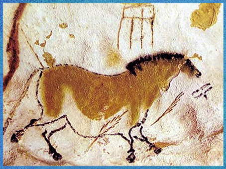 D'après le "Cheval chinois" et signe, grotte de Lascaux, vers 18 000 ans avjc, magdalénien, Dordogne, France, paléolithique supérieur. (Marsailly/Blogostelle)