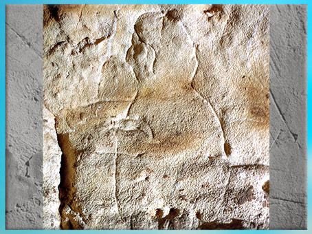 D'après un homme-capuche, gravure, grotte du Gabillou, vers 25000 avjc, Gravettien, Sourzac, Dordogne, paléolithique supérieur. (Marsailly/Blogostelle)