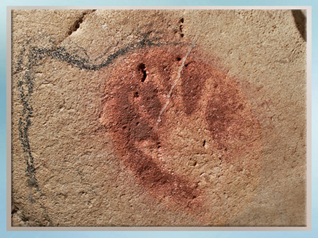 D'après une main en négatif, grotte Chauvet, Pont d'Arc, Ardèche, 36 000 ans avjc, Aurignacien, France, paléolithique. (Marsailly/Blogostelle)