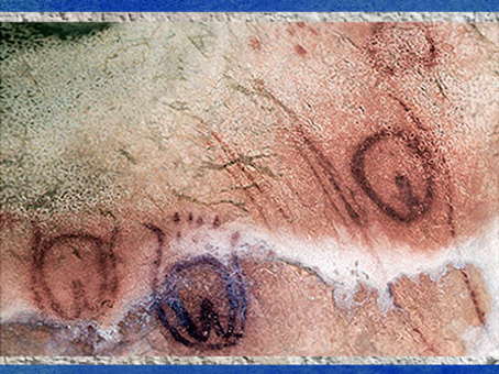D'après des représentations vulvaires, Petite Chambre des vulves Tito Bustillo, aurignacien, Espagne, paléolithique supérieur. (Marsailly/Blogostelle)