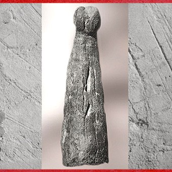 D'après une corne de bovidé sculptée, forme phallique, vers 30 000 avjc, abri- Blanchard, aurignacien, Dordogne, France. paléolithique supérieur. (Marsailly/Blogostelle)