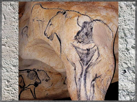 D'après un symbole féminin et bison, peinture rupestre, grotte Chauvet, 36 000 ans avjc, Ardèche, France, paléolithique supérieur. (Marsailly/Blogostelle)