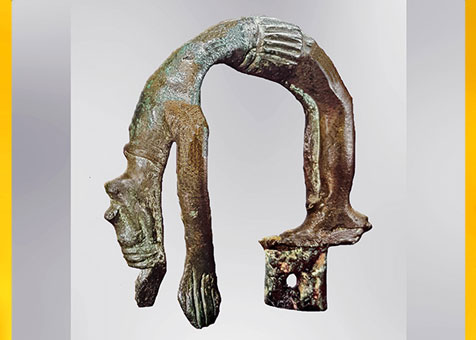 D'après une figurine, danse rituelle, bronze, Grevensvaenge, Danemark, âge du Bronze. (Marsailly/Blogostelle)