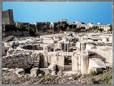 D'après l'enceinte des temples de Tarxien, mégalithes, Hal Saflieni, IVe- IIIe millénaire avjc, Malte, néolithique. (Marsailly/Blogostelle)