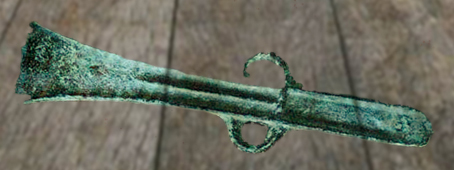 D'après une hache à talon en bronze, vers 1500 avjc - 1250 avjc, âge du Bronze. (Marsailly/Blogostelle)