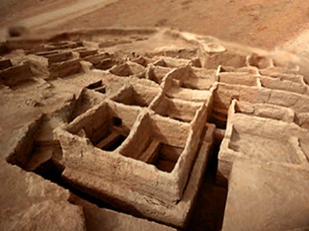 D'après une vue du site de Mehrgarh, vallée de l'Indus, Pakistan actuel, période Néolithique, Inde ancienne. (Marsailly/Blogostelle)