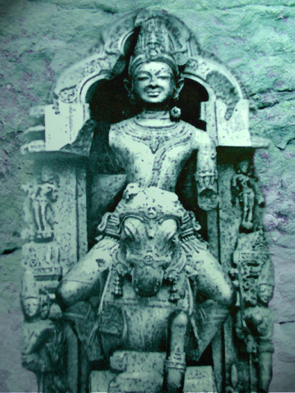 D'après le dieu solaire Sûrya sur son cheval, XIIIe siècle, Konarak, Inde ancienne. (Marsailly/Blogostelle)