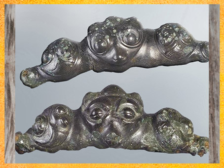 D'après des appliques à masques, yeux ouverts et yeux clos, tombe à char, IIIe siècle avjc, France, La Tène, Gaule celtique (Marsailly/Blogostelle)