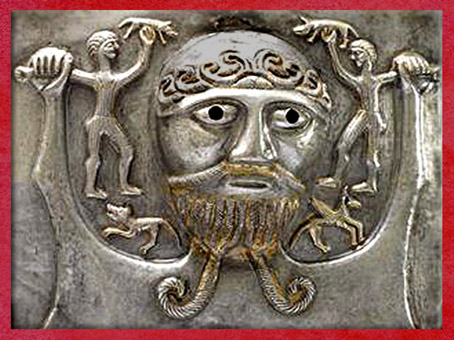 D'après un dieu celtique, personnages et sangliers, chaudron de Gundestrup, métal, Ier siècle avjc, Danemark, âge du Fer. (Marsailly/Blogostelle)