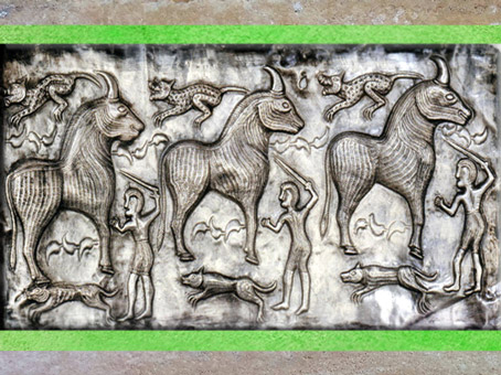 D’après des bovidés, chaudron de Gundestrup, métal or et argent, Ier siècle avjc, âge du Fer, Danemark, art celte. (Marsailly/Blogostelle)