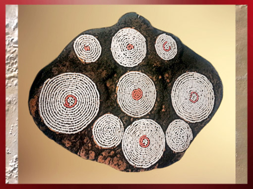 D'après les motifs spiralés d'un couvre-chef en relation avec l'initiation, Ouganda, art Africain. (Marsailly/Blogostelle)