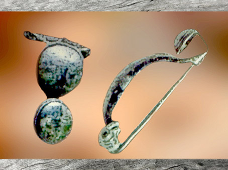 D'après des fibules toutes en rondeurs, âge du Fer, art Celte. (Marsailly/Blogostelle)