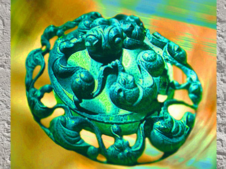 D'après les motifs spiralés de l'art celte, élément décoratif, vers 450 à 52 avjc, civilisation de La Tène, deuxième âge du Fer. (Marsailly/Blogostelle)