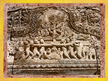 D'après le Barattage de la Mer de Lait, Preah Vihear, Cambodge. (Marsailly/Blogostelle)