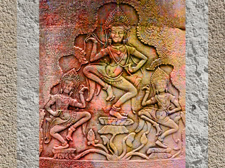 D'après l'Arbre cosmique, temple d'Angkor, Cambodge. Brahmâ, Shiva et vishnu, Vishnu ou Shiva en axe central. (Marsailly/Blogostelle)