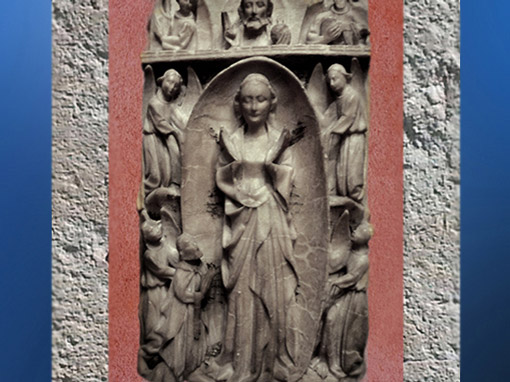 D'après la Vierge et mandorle, élément de retable, albâtre sculpté, XVe siècle, Angleterre. (Marsailly/Blogostelle)