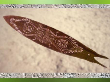 D'après un rhombe papou, dont le tournoiement provoque un vrombissement, Océanie. (Marsailly/Blogostelle)