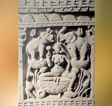 D'après la déesse Lakshmî, torana Nord, stûpa n° 1 Sanchî, Madya Pradesh, Nord, Inde ancienne. (Marsailly/Blogostelle)