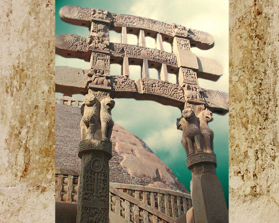 D'après une vue du torana Sud, Lions et Roue de la Loi, Ier siècle avjc-Ier siècle apjc, stûpa n° 1, Sânchî, Madhya Pradesh, Nord, Inde ancienne. (Marsailly/Blogostelle)
