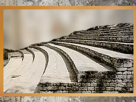 D'après les gradins de l'amphithéâtre de Lutèce, fin du Ier siècle apjc, Paris, France, Gaule Romaine. (Marsailly/Blogostelle)