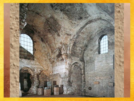 D'après la salle voûtée du frigidarium des thermes de Cluny, Ier siècle Lutèce, Paris, Gaule Romaine. (Marsailly/Blogostelle)