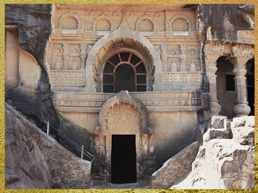D'après la caverne 18 de Nâsik, entrée et façade, Ier siècle, Maharashtra, Inde ancienne. (Marsailly/Blogostelle)