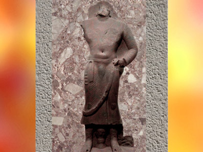 D'après un Bodhisattva, grès rouge, école de Mathura, Ier siècle, époque Kushâna, Uttar Pradesh, Inde du Nord. (Marsailly/Blogostelle)