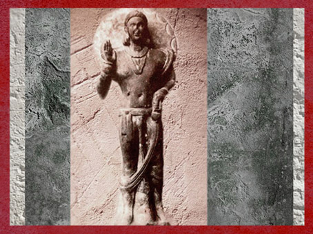 D'après le Buddha debout, haut relief sculpté, école de Mathura, IIe siècle, époque Kushâna, Uttar Pradesh, Inde du Nord. (Marsailly/Blogostelle)