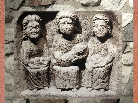 D'après Les Mères ou Matres, divinités gauloises féminines, Ier avjc-IIIe siècle, Gaule Romaine. (Marsailly/Blogostelle)