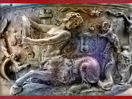 D’après un centaure masculin, orfèvrerie en argent, Trésor de Berthouville, IIe siècle, sanctuaire de Mercure, Normandie, France, Gaule Romaine. (Marsailly/Blogostelle)