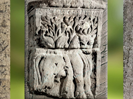 D'après le Taureau aux Trois Grues, Pilier des Nautes, Lutèce, début Ier siècle, Paris, Gaule Romaine. (Marsailly/Blogostelle)