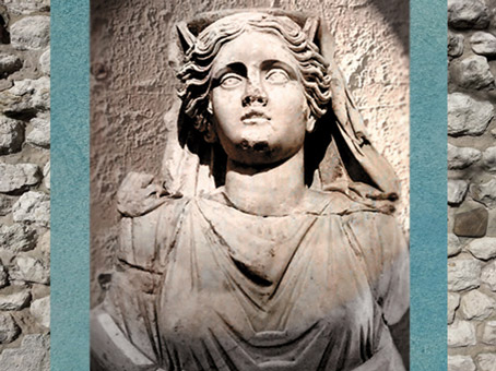 D'après le buste de la déesse orientale Cybèle, IIe -IIIe siècle, Gaule Romaine. (Marsailly/Blogostelle)