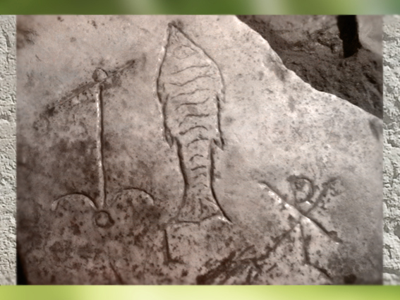 D'après le Poisson, l'Ancre et le Chrisme, catacombes de Saint-Sébastien, IIIe-Ive siècle apjc, Rome, art paléochrétien. (Marsailly/Blogostelle)