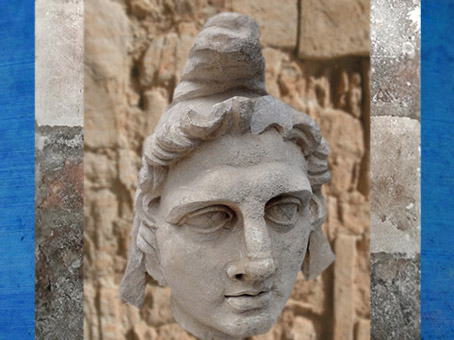 D'après un portrait supposé de Mithra coiffé du bonnet phrygien, marbre italien, Arles, France, Gaule Romaine. (Marsailly/Blogostelle)