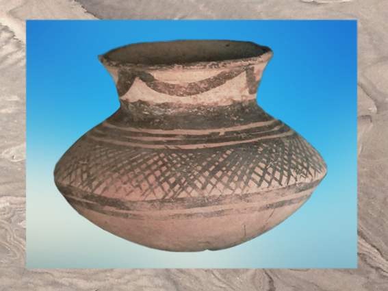 D'après une terre cuite peinte, Obeid, Ve millénaire avjc, Tello, Irak actuel, Mésopotamie néolithique. (Marsailly/Blogostelle)