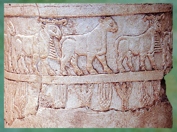 D'après un vase à libations, culte d'Inanna, détail, albâtre, Uruk, vers 3500-3000 ans avjc, Irak actuel, Mésopotamie. (Marsailly/Blogostelle)