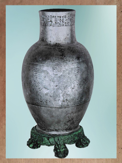 D'après le vase voué à Ningirsu par Entemena roi de Lagash, argent et cuivre, vers 2400 avjc, dynasties archaïques sumériennes, antique Girsu-Tello, Irak actuel, Mésopotamie. (Marsailly/Blogostelle)