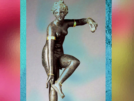 D'après Aphrodite détachant sa sandale, déesse de l'Amour, bronze et bijoux en or, époque Romaine. (Marsailly/Blogostelle)