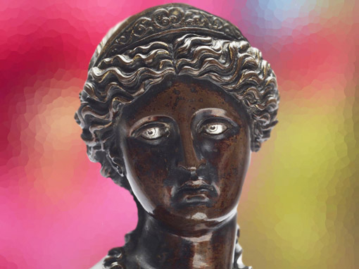 D'après le visage de Vénus, statue en bronze, copie romaine du thème original grec dit Vénus pudique, Antico (Pier Jacopo di Antonio Alari-Bonacolsi), 1460–1528, Naples, Renaissance italienne. (Marsailly/Blogostelle)