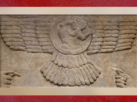 D’après le dieu Soleil Shamash et disque solaire ailé, bas-relief assyrien, Nimrud, 865-860 avjc, IXe siècle avjc, période de l’empire Assyrien. (Marsailly/Blogostelle)