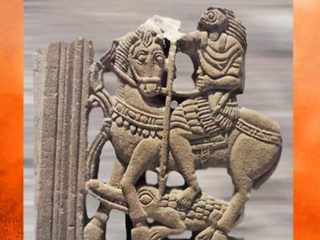 D'après Horus en cavalier romain, qui terrasse les forces du désordre, grès, IVe siècle apjc, style égyptien-gréco-romain, époque Romaine. (Marsailly/Blogostelle)