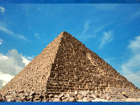 D'après la pyramide de Khéops, plateau de Gizeh, vers 2930-2750 avjc, IVe dynastie, Ancien Empire, Saqqara, Égypte Ancienne. (Marsailly/Blogostelle)