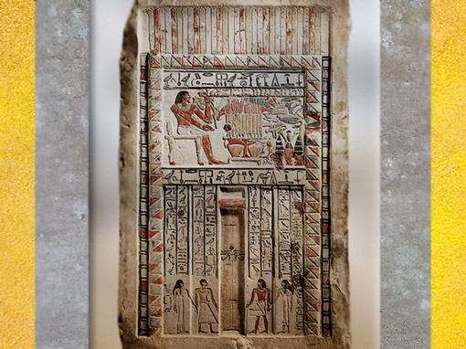 D’après la fausse porte de Neferiu, statue et repas funéraire, calcaire peint, vers 2150-2010 avjc, Moyen Empire, Dendera, Égypte Ancienne. (Marsailly/Blogostelle)