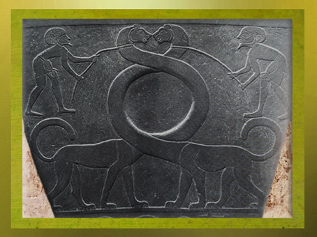 D'après le thème du maître des animaux, détail, palette de Narmer, schiste, vers 3400 – 3200 avjc, époque Thinite, Hiérakonpolis, Égypte Ancienne. (Marsailly/Blogostelle)