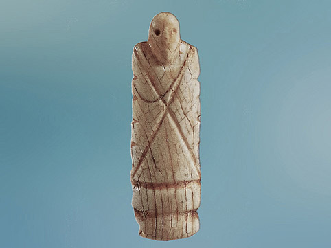 D'après une figurine d'homme barbu, ivoire d'éléphant, vers 4000-3400 avjc, période de Nagada, Égypte Ancienne. (Marsailly/Blogostelle)